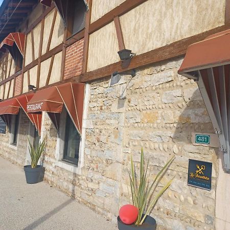 Hotel La Parenthese Attignat Esterno foto
